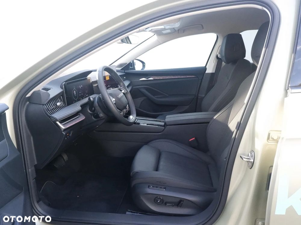 Skoda Superb 1.5 TSI Plug-in Hybrid L&K DSG - 9