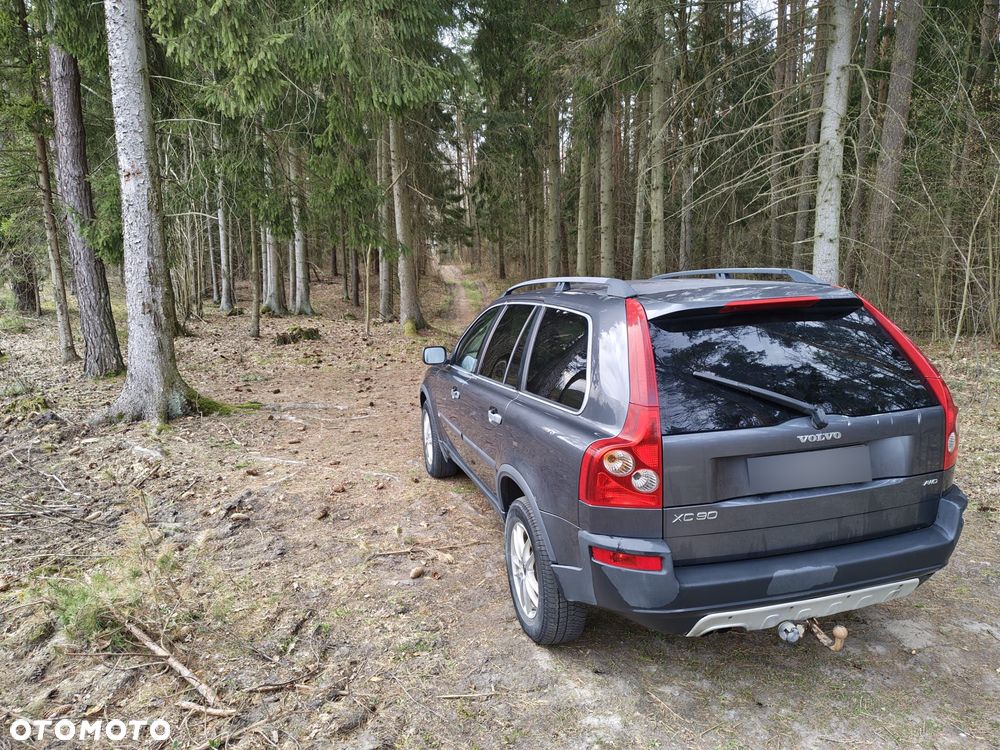 Volvo XC 90 2.4 D5 Momentum - 4