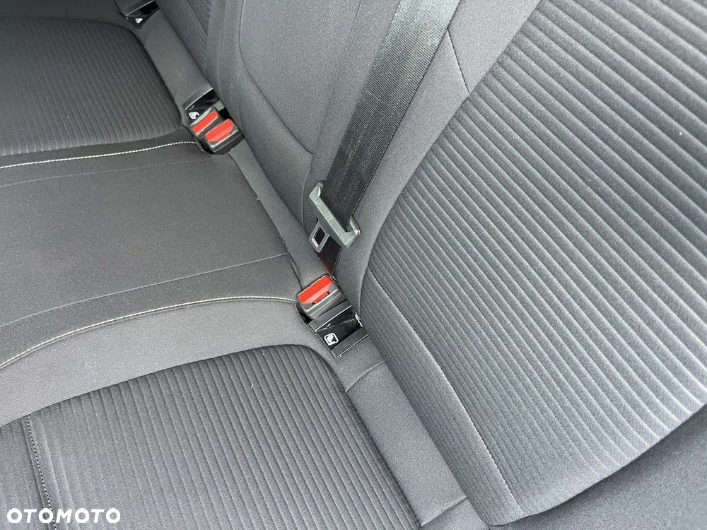 Ford Focus - 24