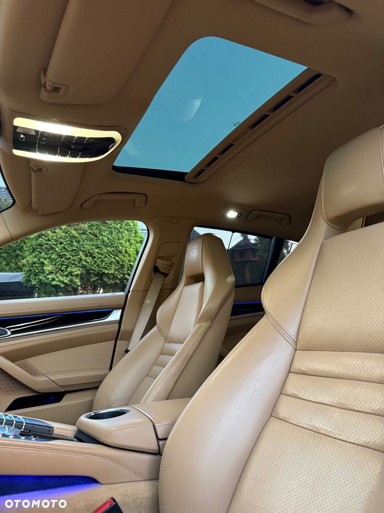 Porsche Panamera S PDK - 26