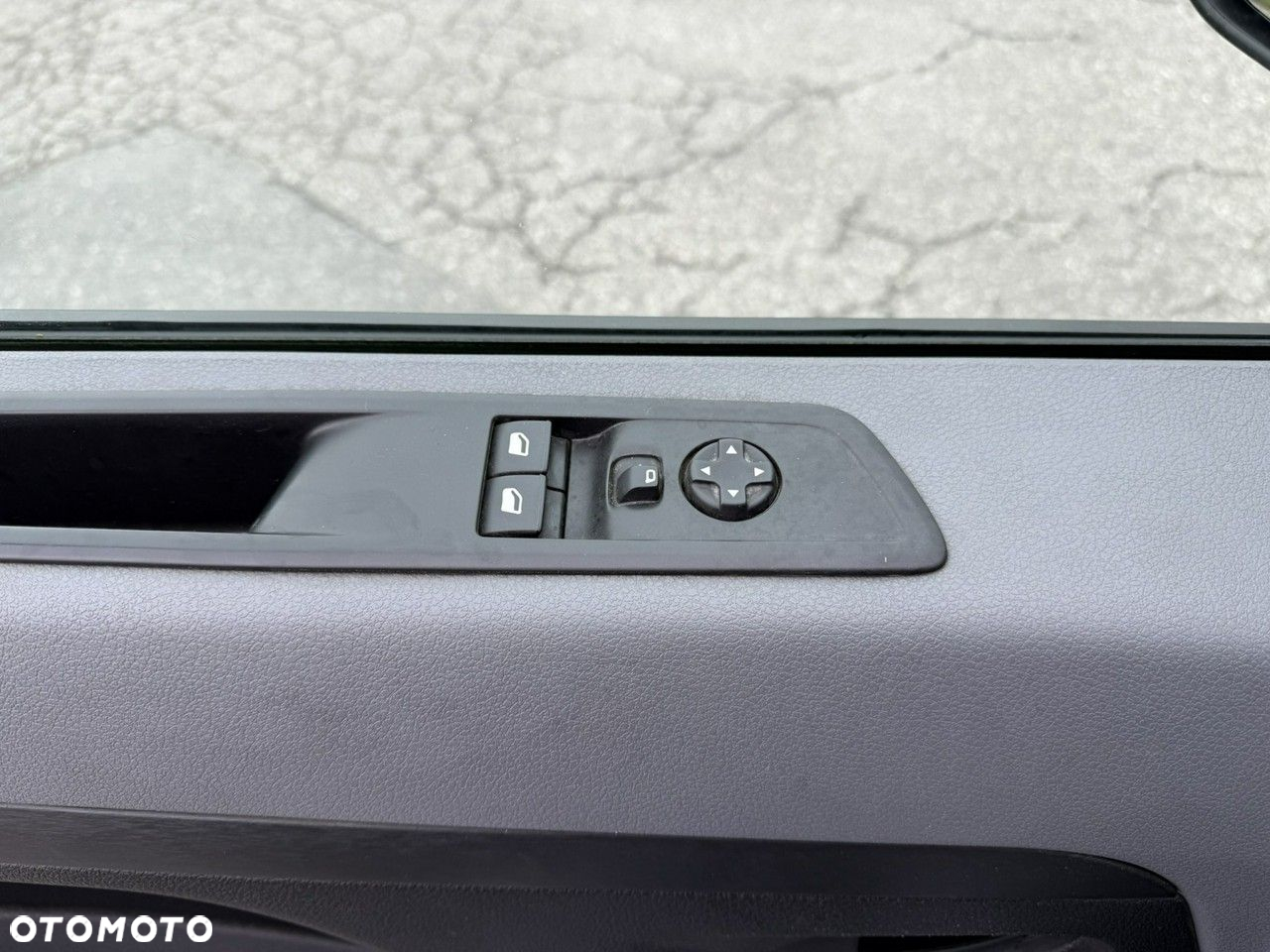 Opel Vivaro - 17