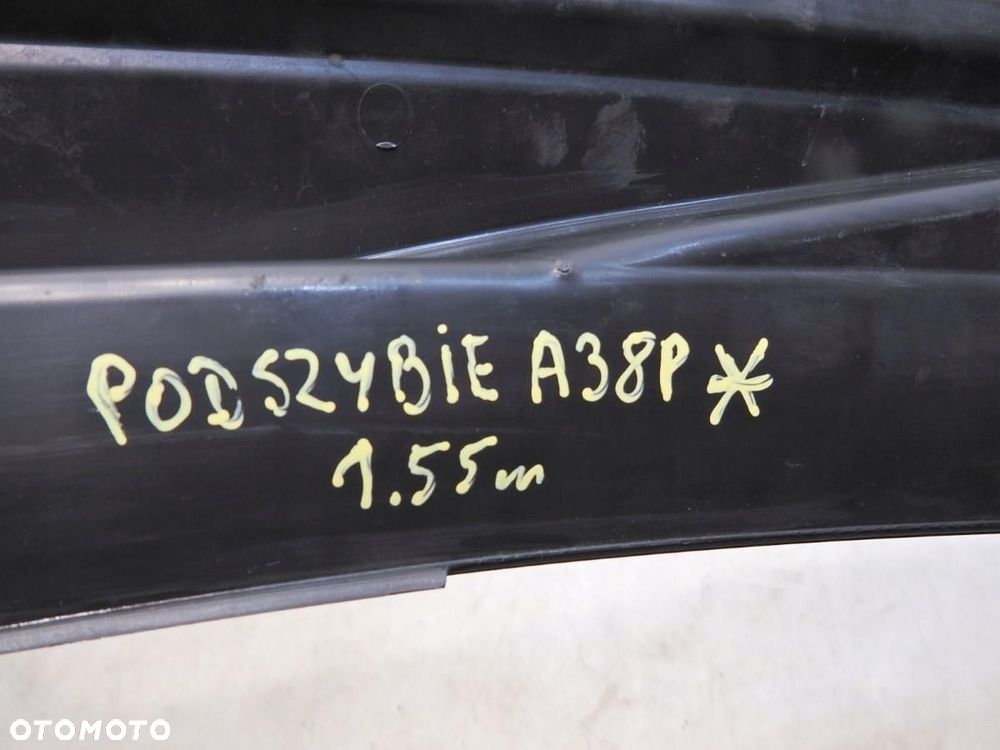 PODSZYBIE AUDI A3 8P 8P1819415C - 2