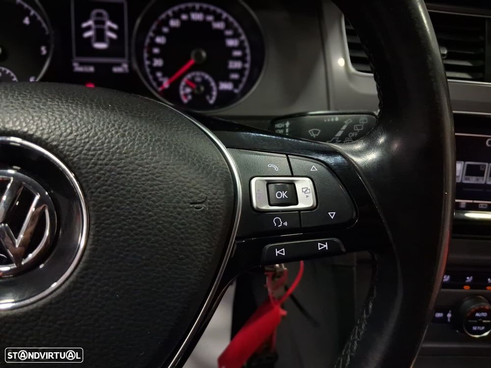 VW Golf - 17