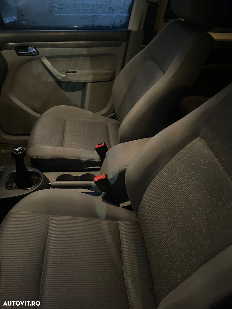 Volkswagen Caddy - 9