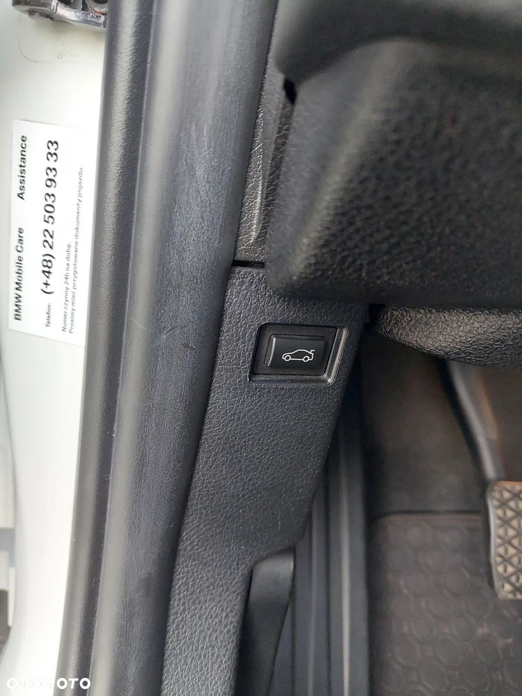 BMW Seria 3 320d - 32
