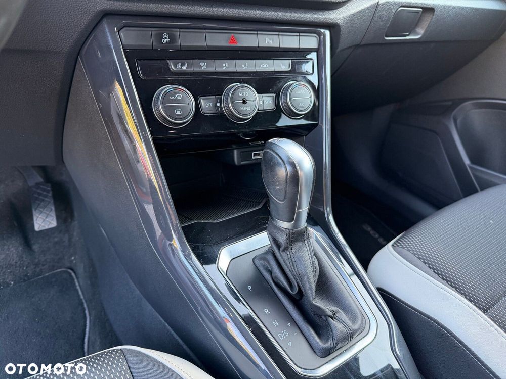 Volkswagen T-Roc 1.5 TSI GPF ACT Premium DSG - 19