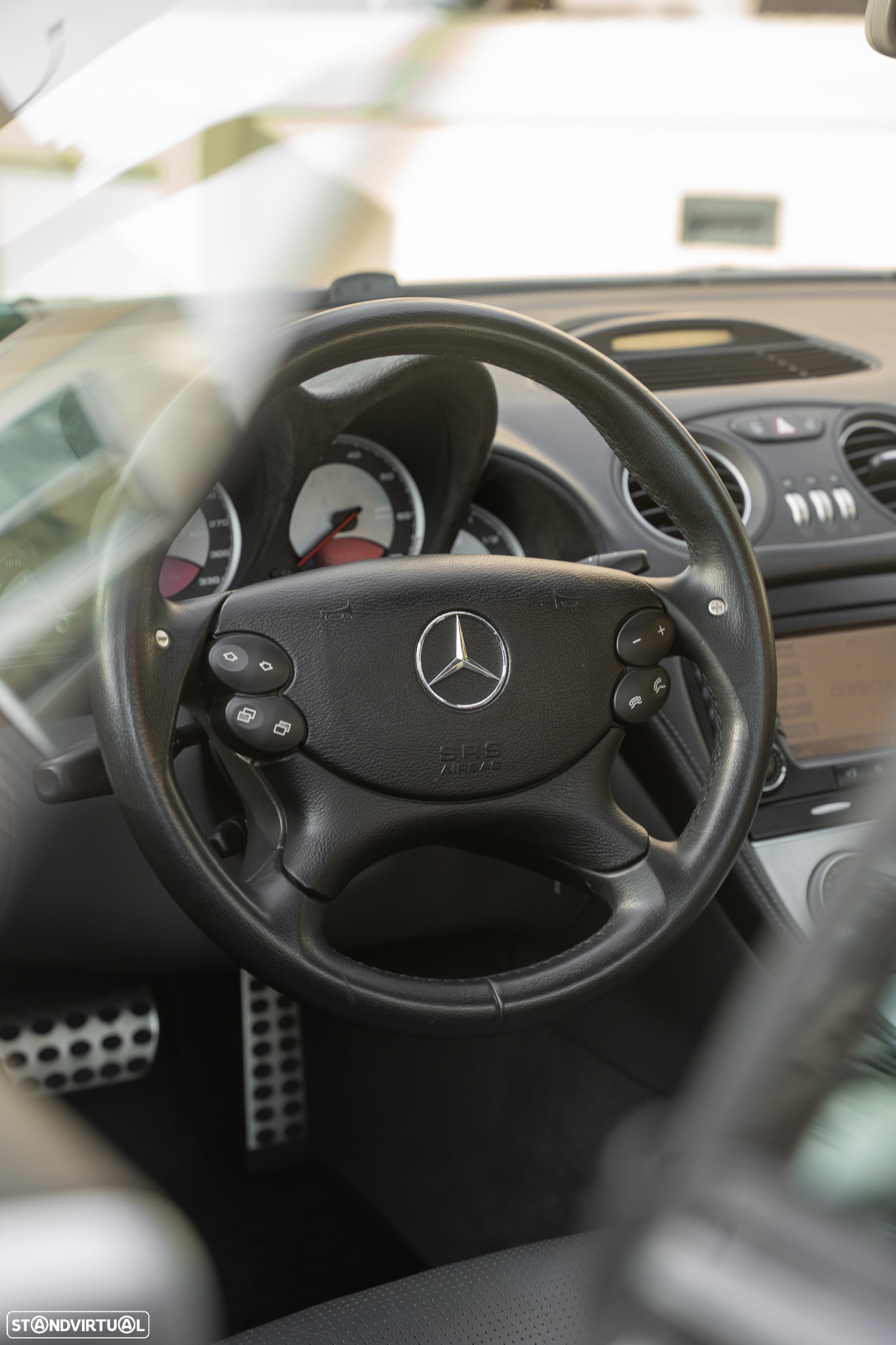 Mercedes-Benz SL 55 AMG - 16