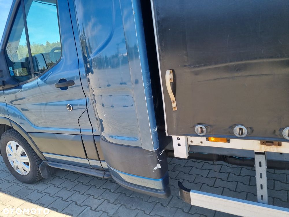 Ford Transit - 9