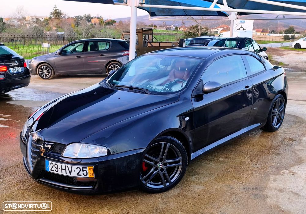 Alfa Romeo GT 1.9 JTD M-JET Blackline - 1