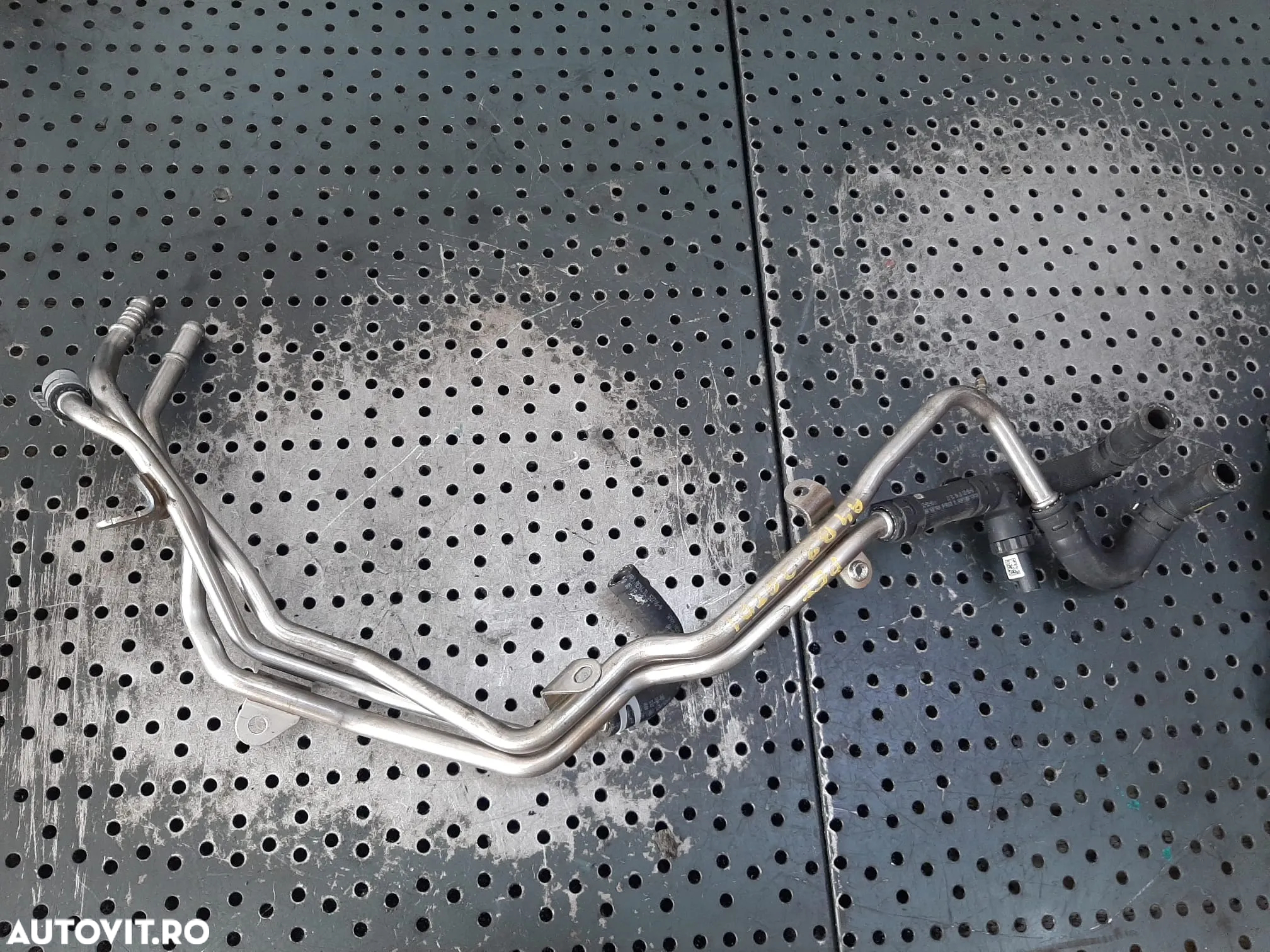 conducta alimentare 2.0 tdi det audi a4 b9 8w  04l201360aq - 2