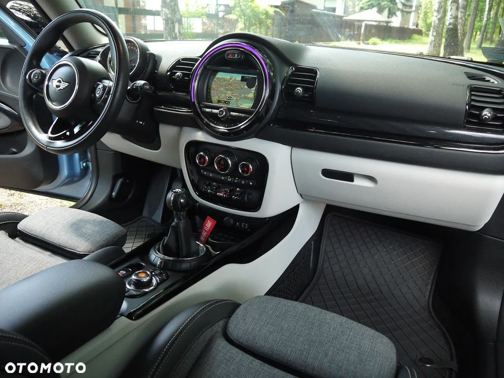 MINI Clubman Cooper - 13