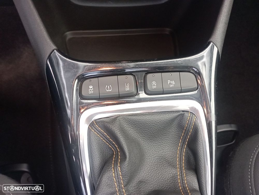 Opel Crossland X 1.6 CDTi Innovation - 23