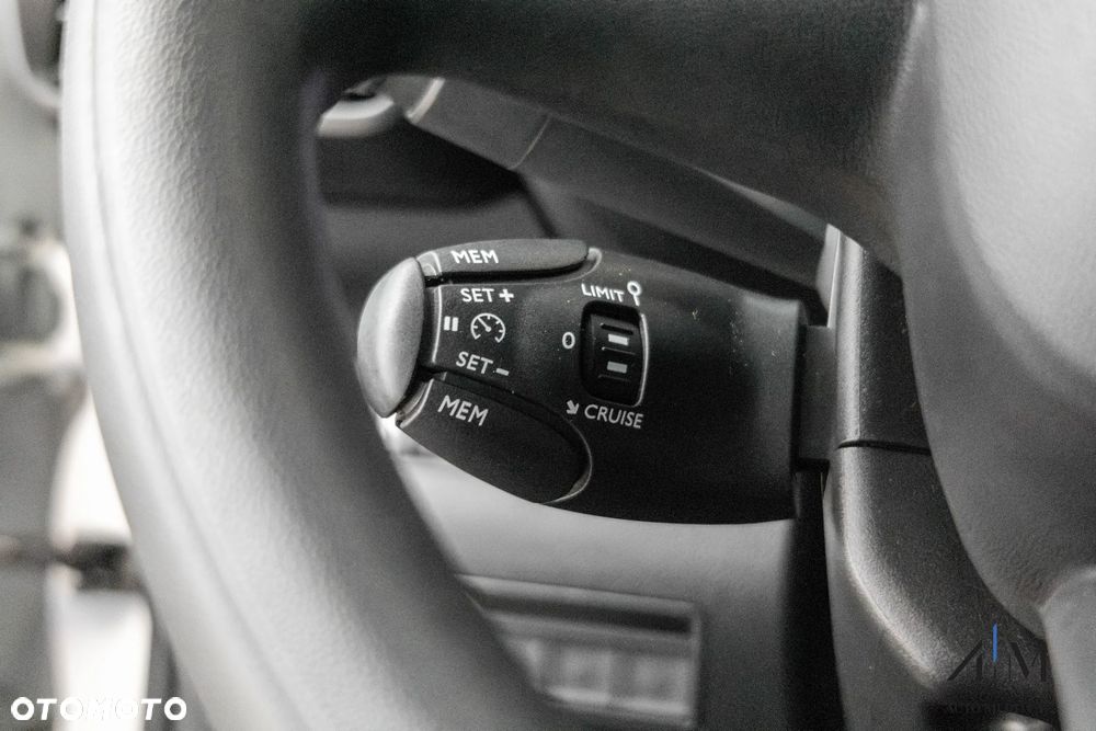 Toyota Proace City Verso 1.5 D-4D Combi - 17