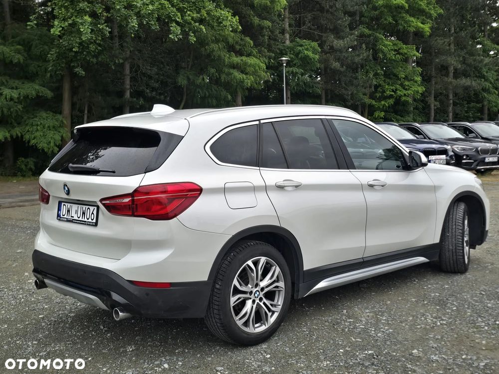 BMW X1 xDrive25i GPF xLine sport - 24