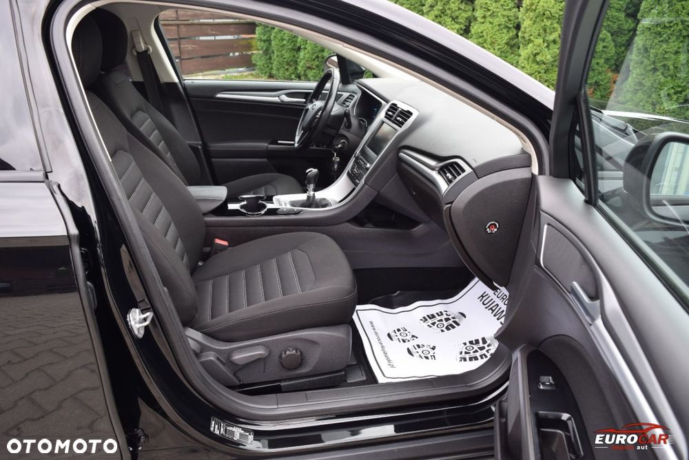 Ford Mondeo 2.0 TDCi Titanium - 16