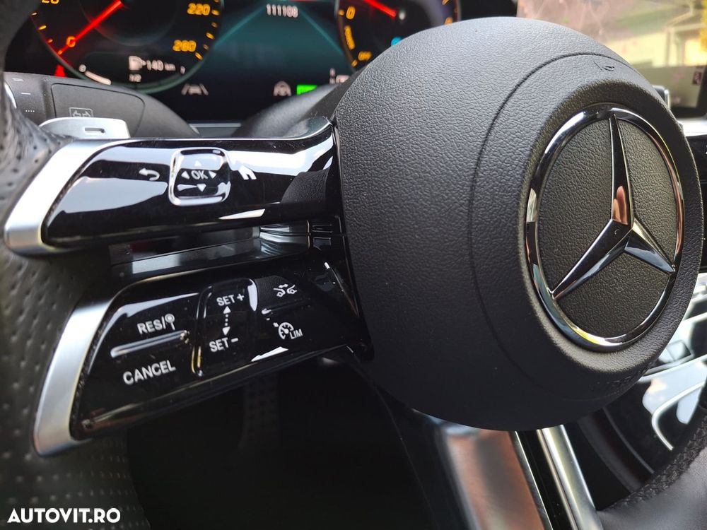 Mercedes-Benz E 300 9G-TRONIC AMG Line - 35
