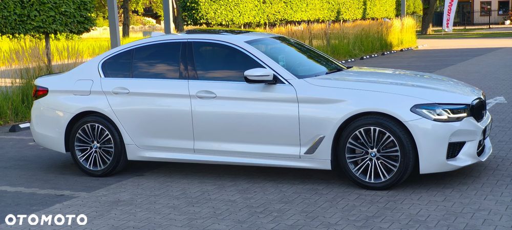 BMW Seria 5 530i Sport Line - 18