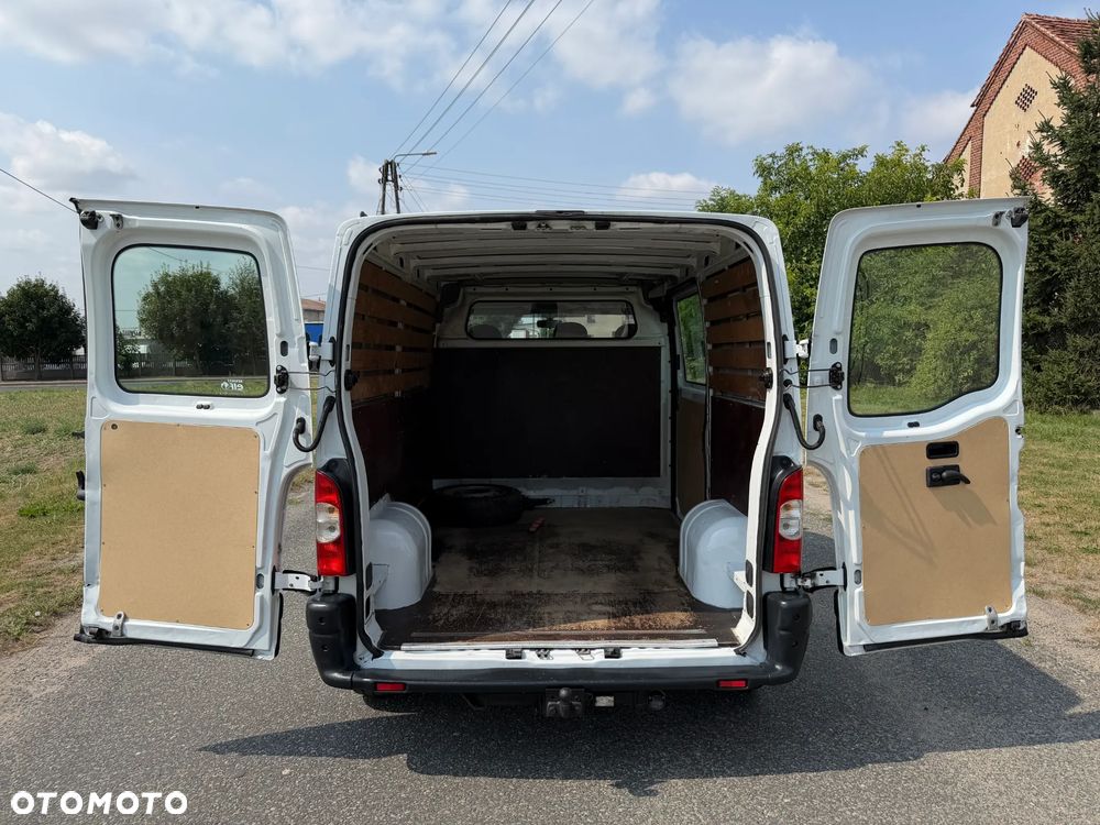 Renault Master * 2.5 / 120KM * L1H1 * Furgon / Blaszak * - 19
