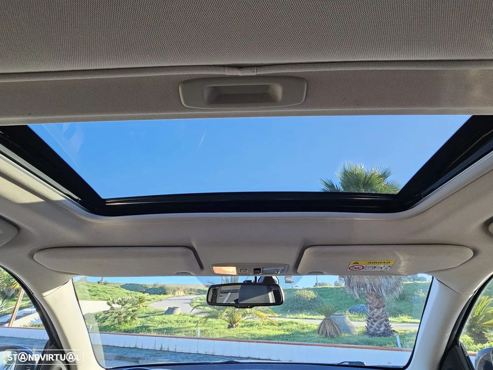 Mitsubishi Outlander 2.2 DI-D Instyle Navi - 17