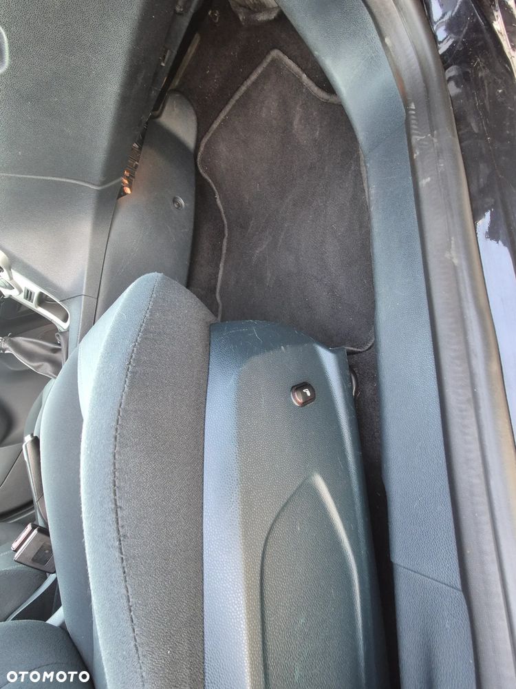 Ford Fiesta 1.25 Titanium - 23