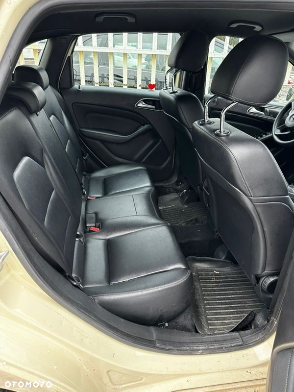 Mercedes-Benz Klasa B 180 (CDI) d 7G-DCT - 2