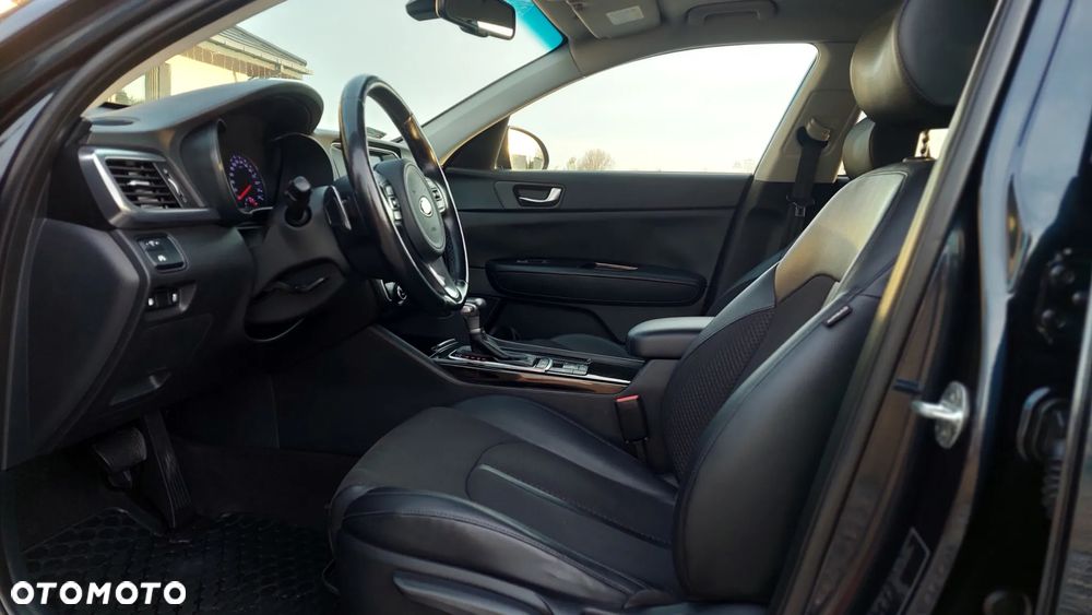 Kia Optima 1.7 CRDI L DCT - 9