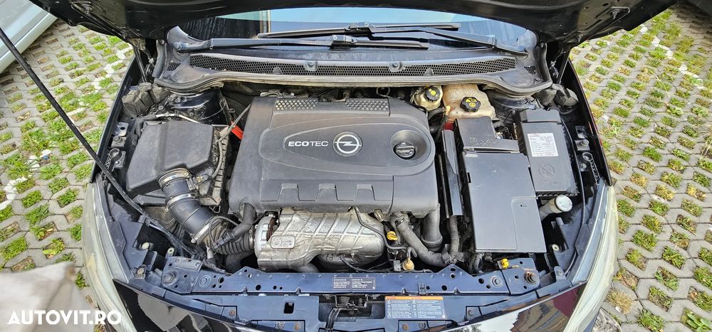 Opel Astra 2.0 CDTI DPF Sports Tourer Automatik - 21