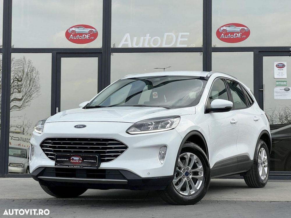 FORD Kuga 2023 — imagine 52