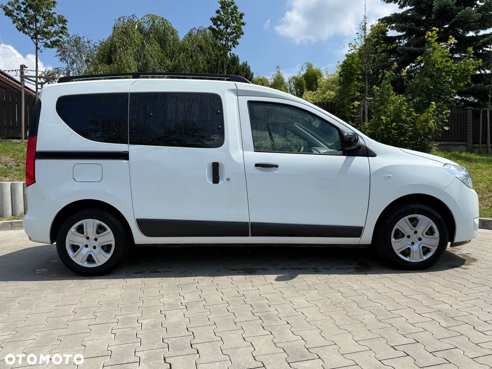 Dacia Dokker 1.5 Blue dCi Laureate - 11