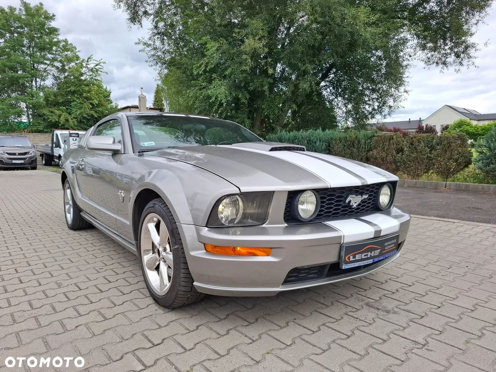 Ford Mustang - 6