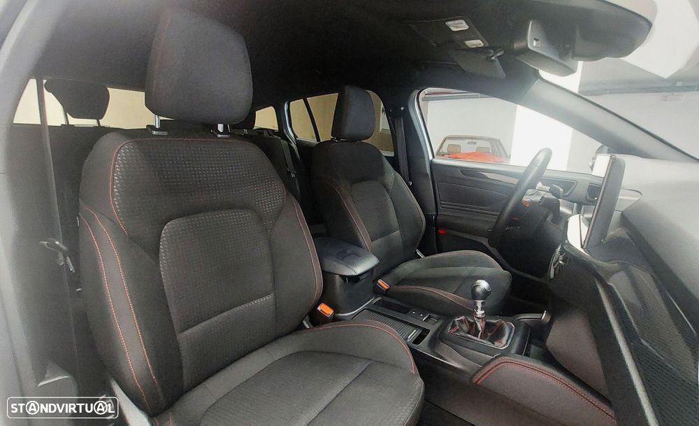 Ford Focus SW 1.0 EcoBoost MHEV ST-Line - 13