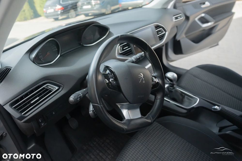 Peugeot 308 PureTech 110 Stop & Start Style - 32