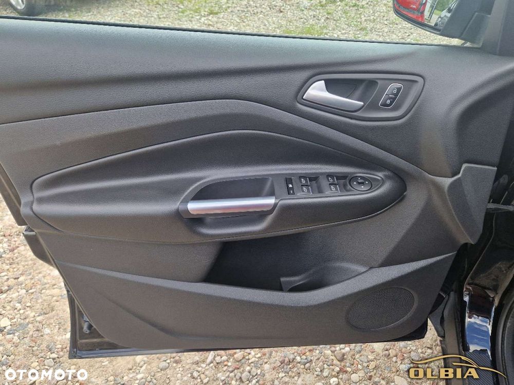 Ford Kuga - 19