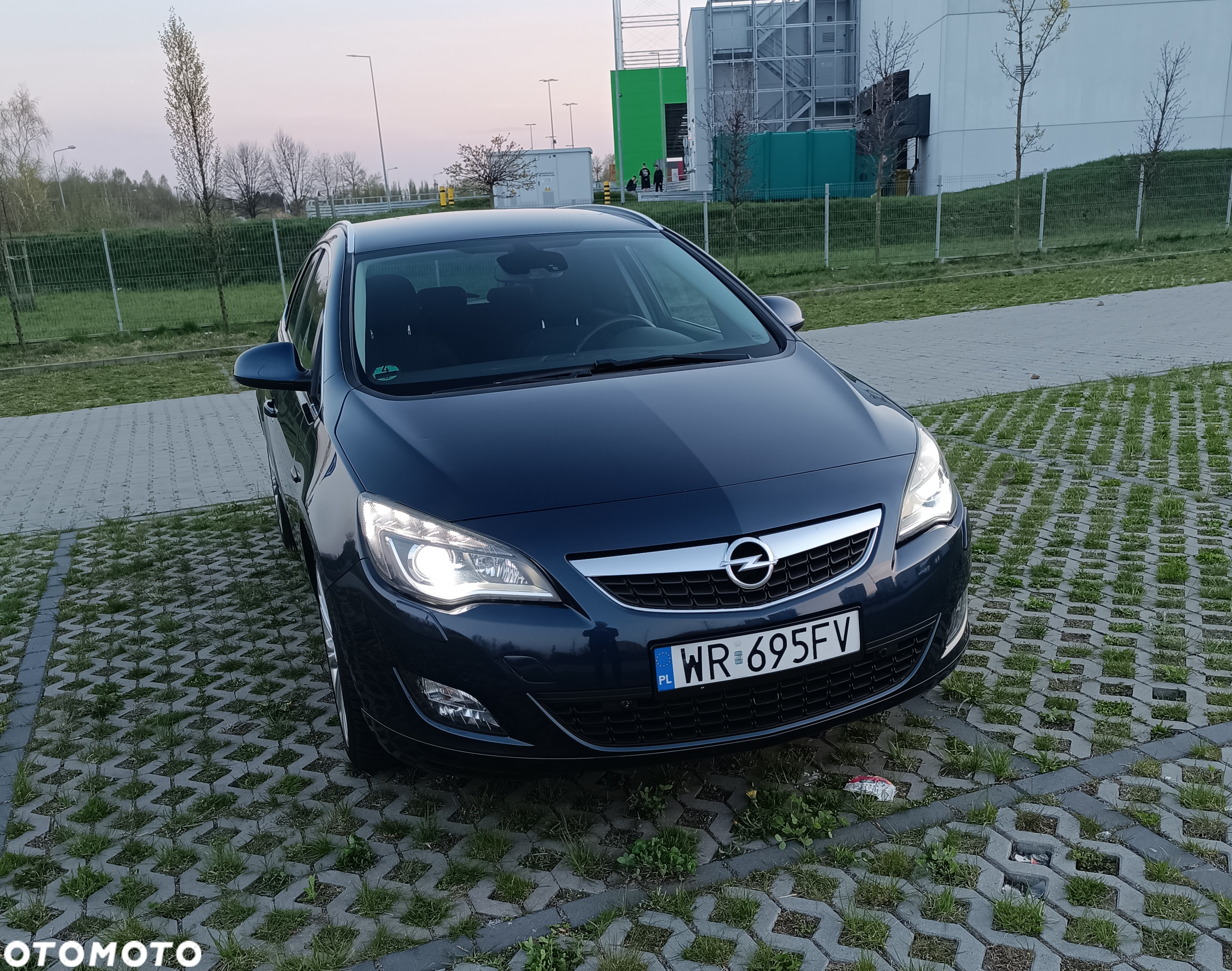 Opel Astra IV 1.4 T Sport - 4