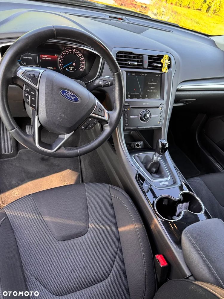 Ford Mondeo 2.0 TDCi Titanium - 17