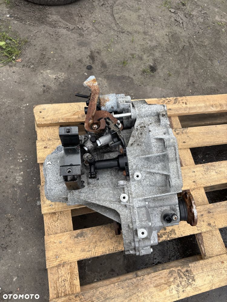 Skrzynia biegów NBU 1.2 1.4 tsi 6 biegowa vw skoda seat audi polo