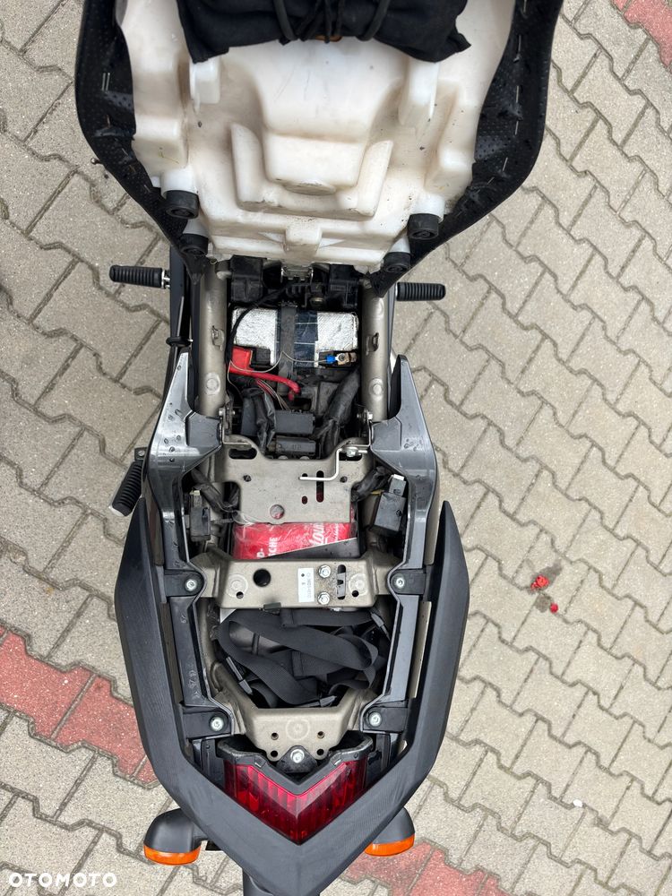 Yamaha XJ - 19
