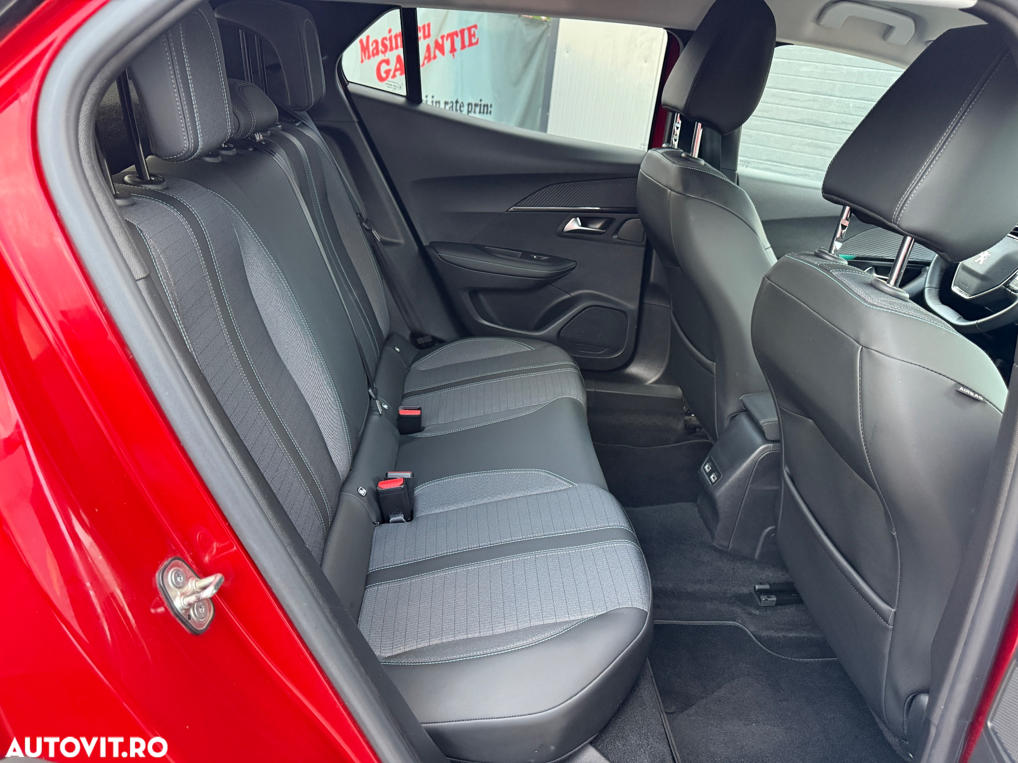 Peugeot 2008 PureTech 130 EAT8 Allure Pack - 7