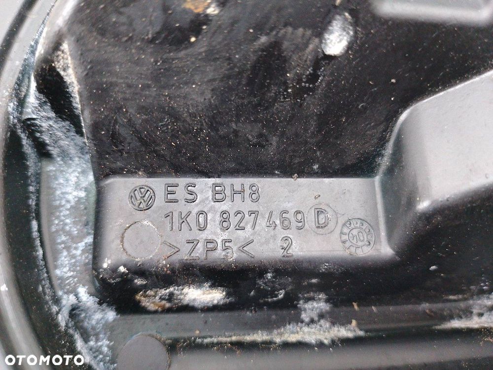 KLAMKA KLAPY VW GOLF V 1K0827469D HATCHBACK 5 DRZWI - 2