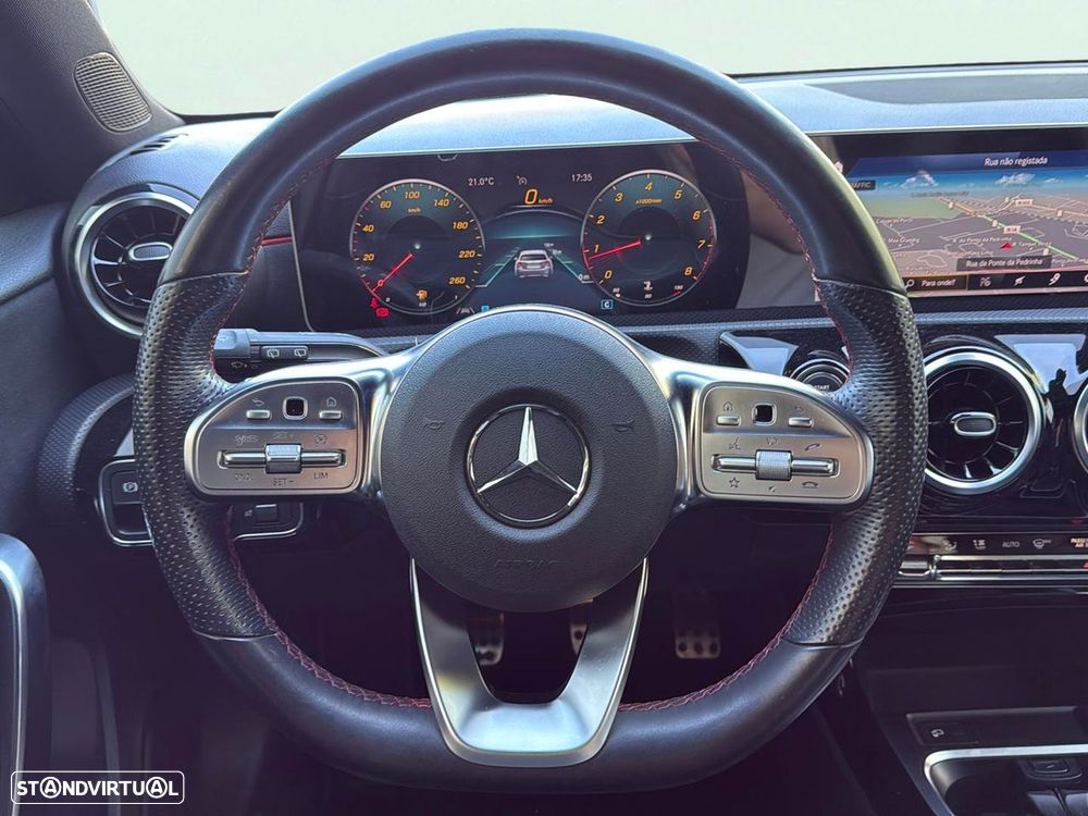 Mercedes-Benz A 200 AMG Line - 11