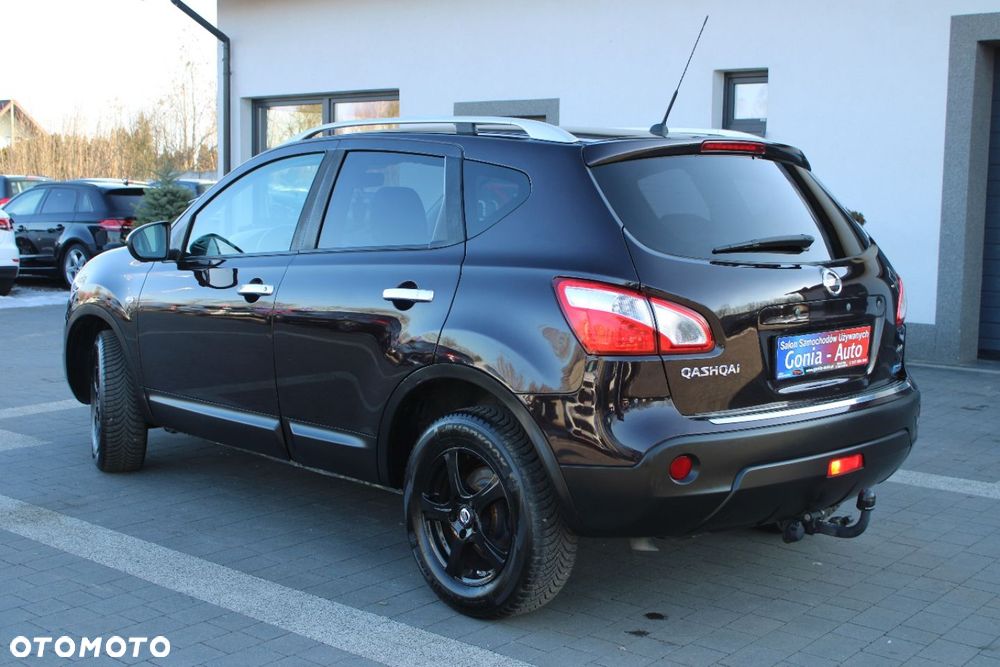 Nissan Qashqai - 4