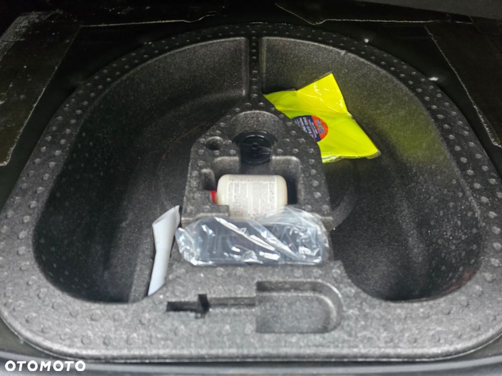 Ford Focus - 24
