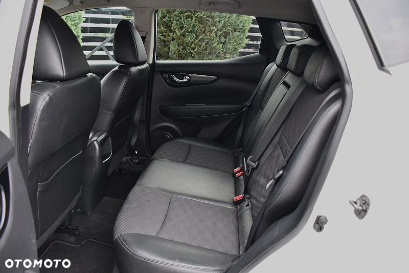 Nissan Qashqai 1.6 DIG-T Tekna+ - 22