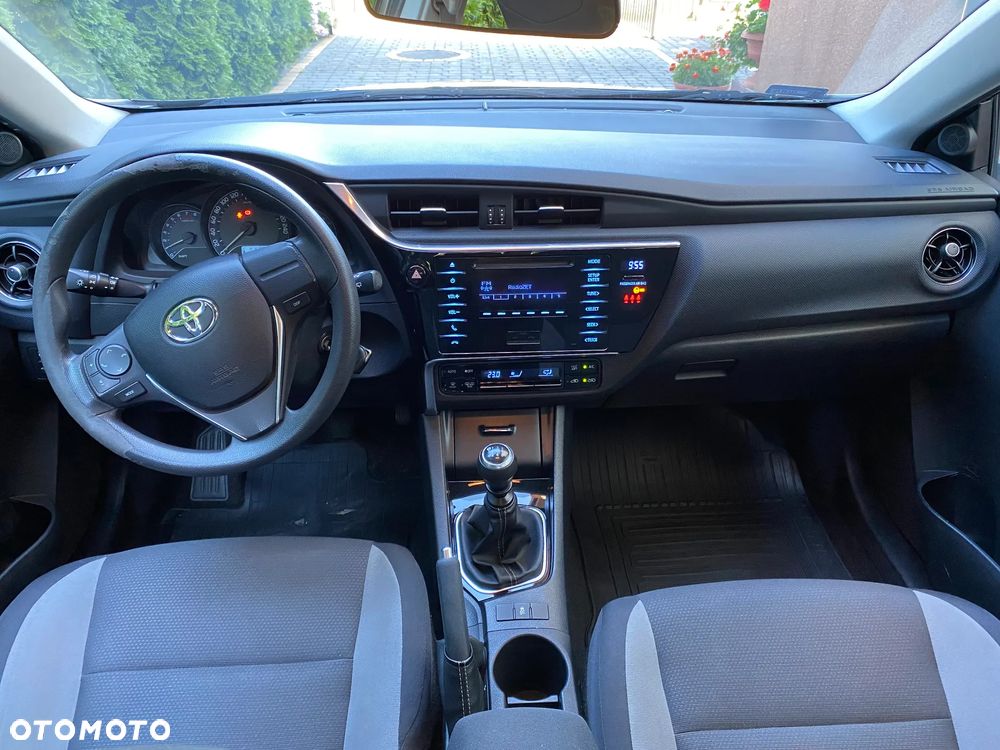 Toyota Auris 1.33 VVT-i Comfort - 10