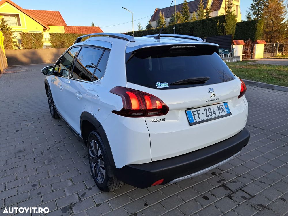 Peugeot 2008 PureTech 130 GPF Stop&Start Allure - 5