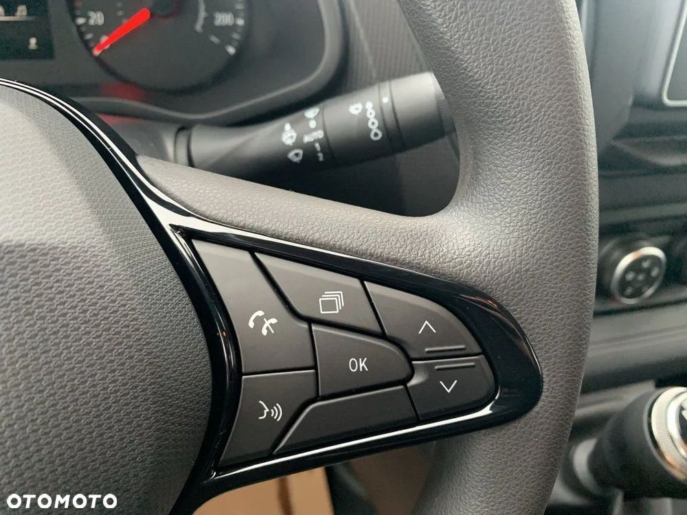 Renault Trafic Furgon L2H1 130KM - 14