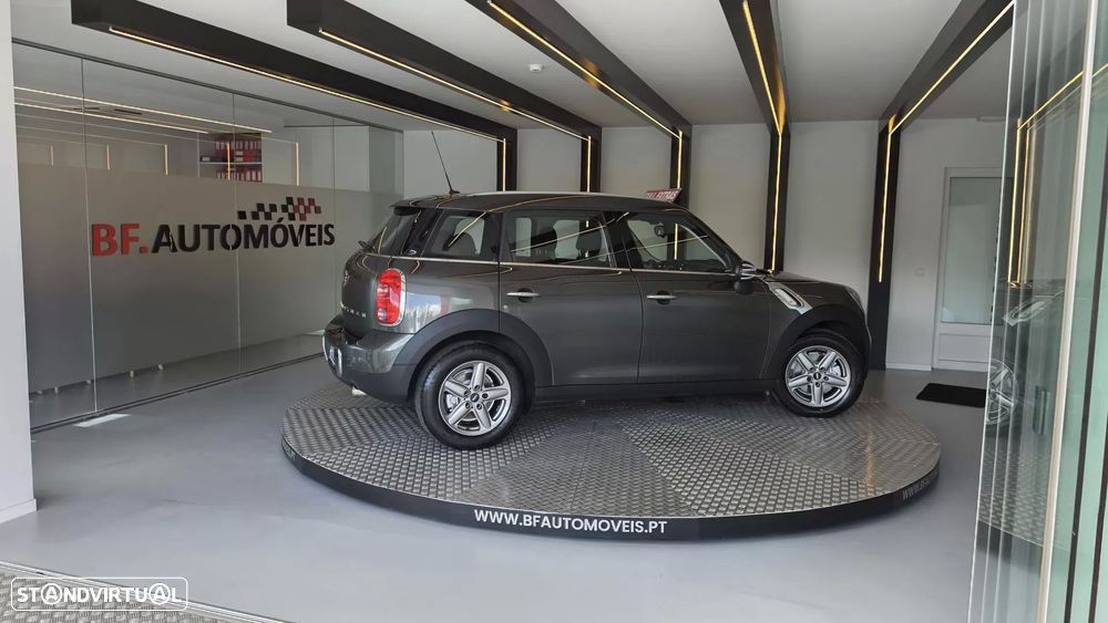 MINI Countryman One D - 7
