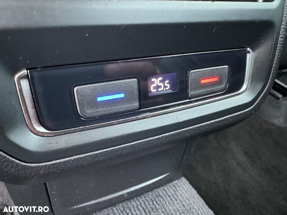 Volkswagen Passat 2.0 TDI (BlueMotion Technology) Comfortline - 22