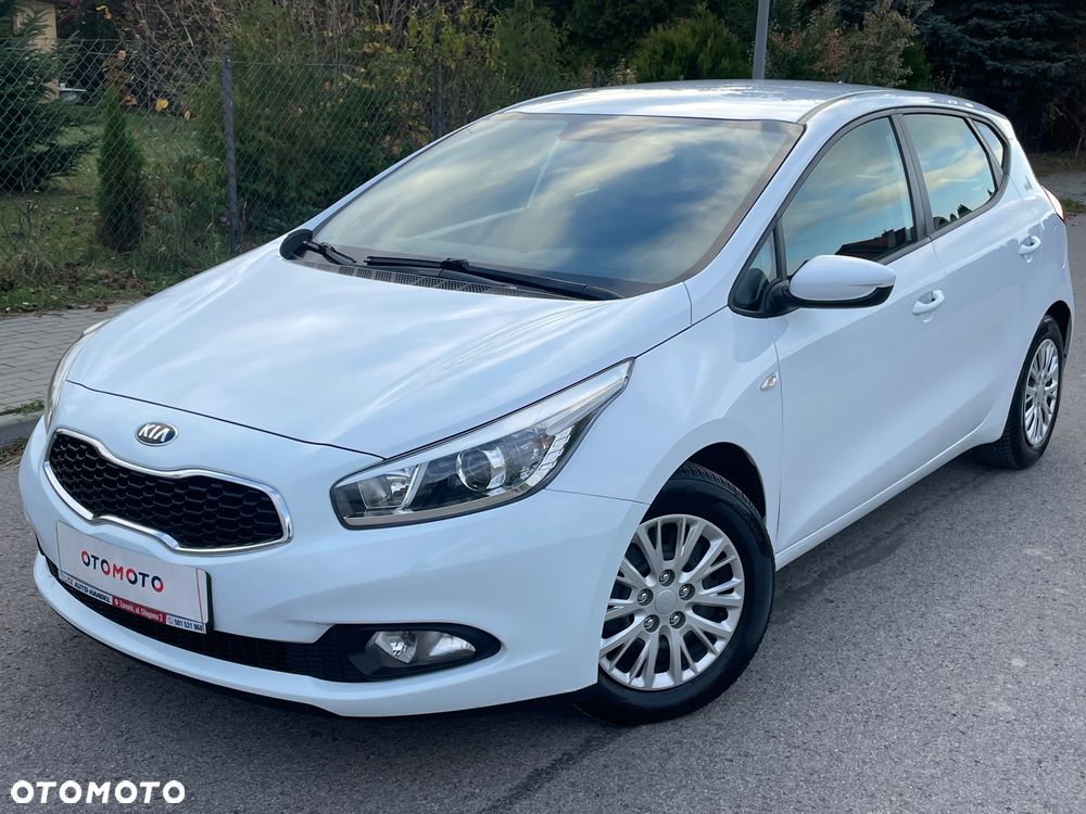 Kia Ceed 1.4 CVVT Attract - 3