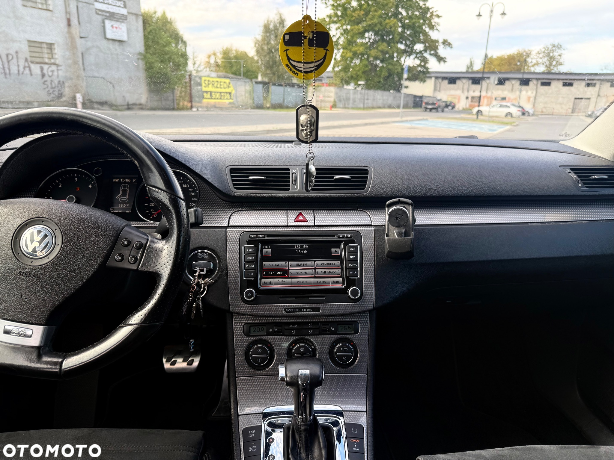 Volkswagen Passat 2.0 TDI DPF Sportline DSG - 11